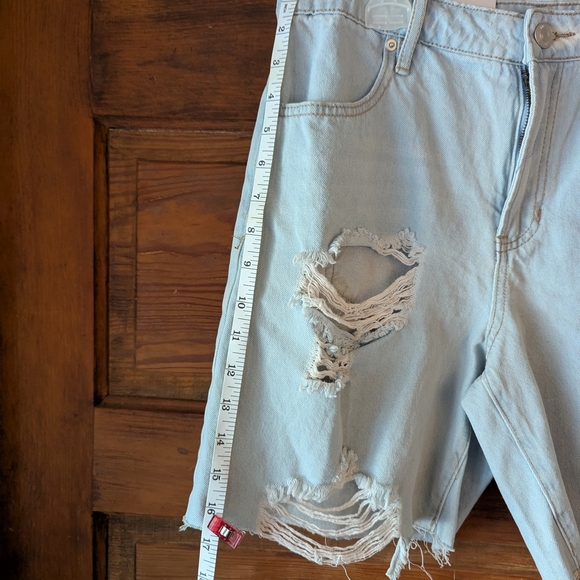 Rue21 Light Blue Distressed Denim Shorts SZ12 - Picture 9 of 10